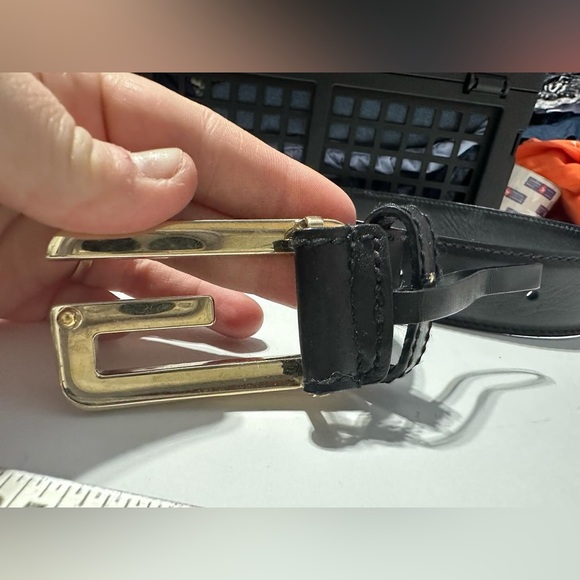 GUCCI authentic vintage G signature buckle black leather belt *authenticated* - Picture 11 of 17